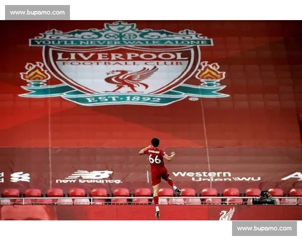 利物浦机场蛇表情暗讽阿诺德:叛徒标签引发忠诚争议 利物浦机场蛇表情暗讽阿诺德:叛徒标签引发忠诚争议